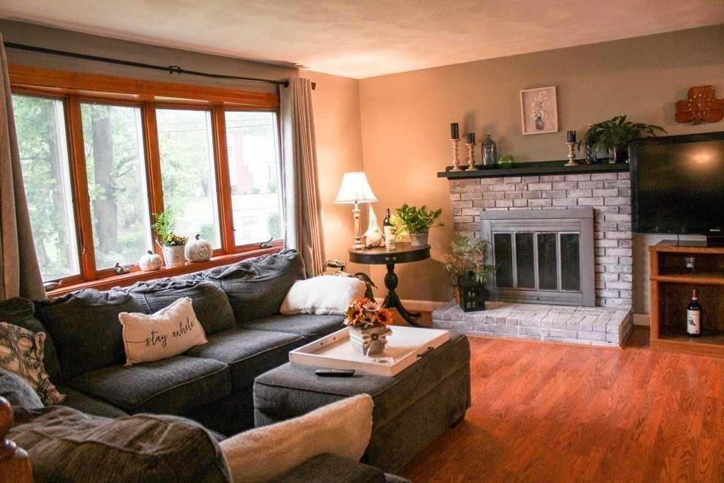 3 Meadowview Road Foxboro, MA 02035 - Photo 12 of 30 Gallery Image 12
