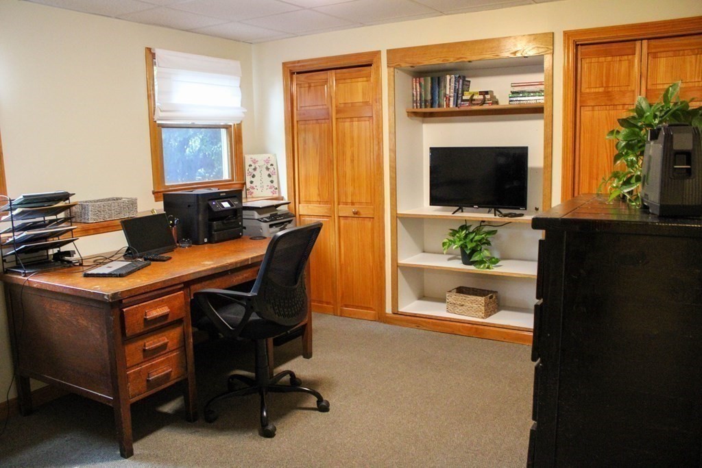 3 Meadowview Road Foxboro, MA 02035 - Photo 24 of 30 Gallery Image 24