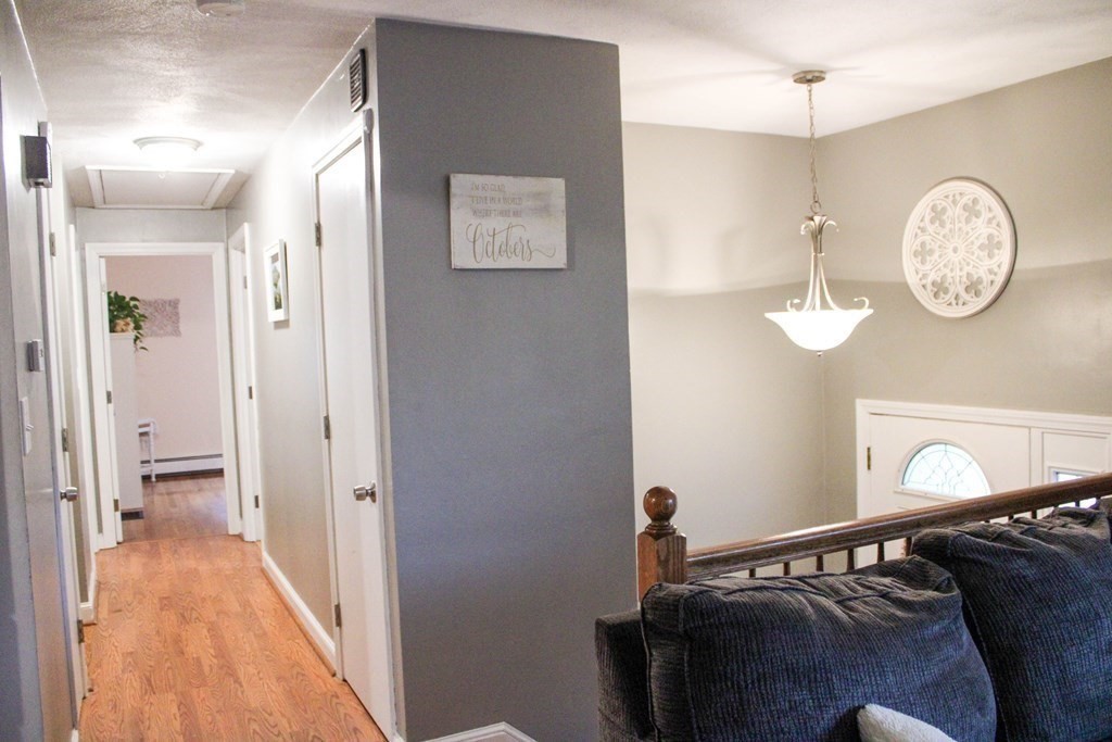 3 Meadowview Road Foxboro, MA 02035 - Photo 6 of 30 Gallery Image 6