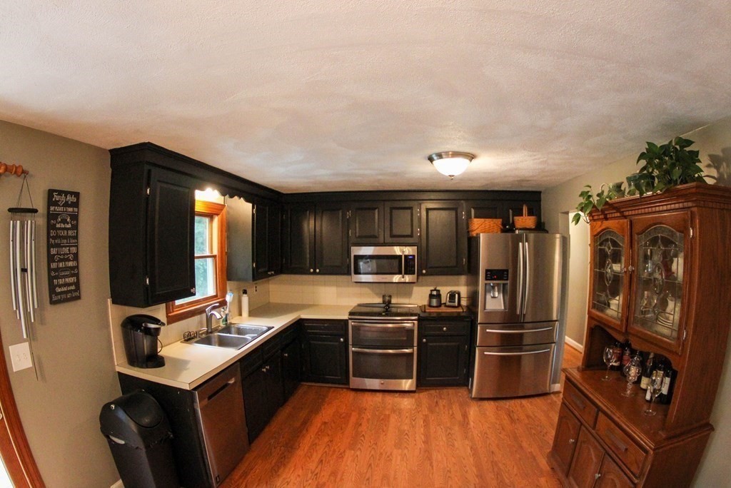 3 Meadowview Road Foxboro, MA 02035 - Photo 8 of 30 Gallery Image 8