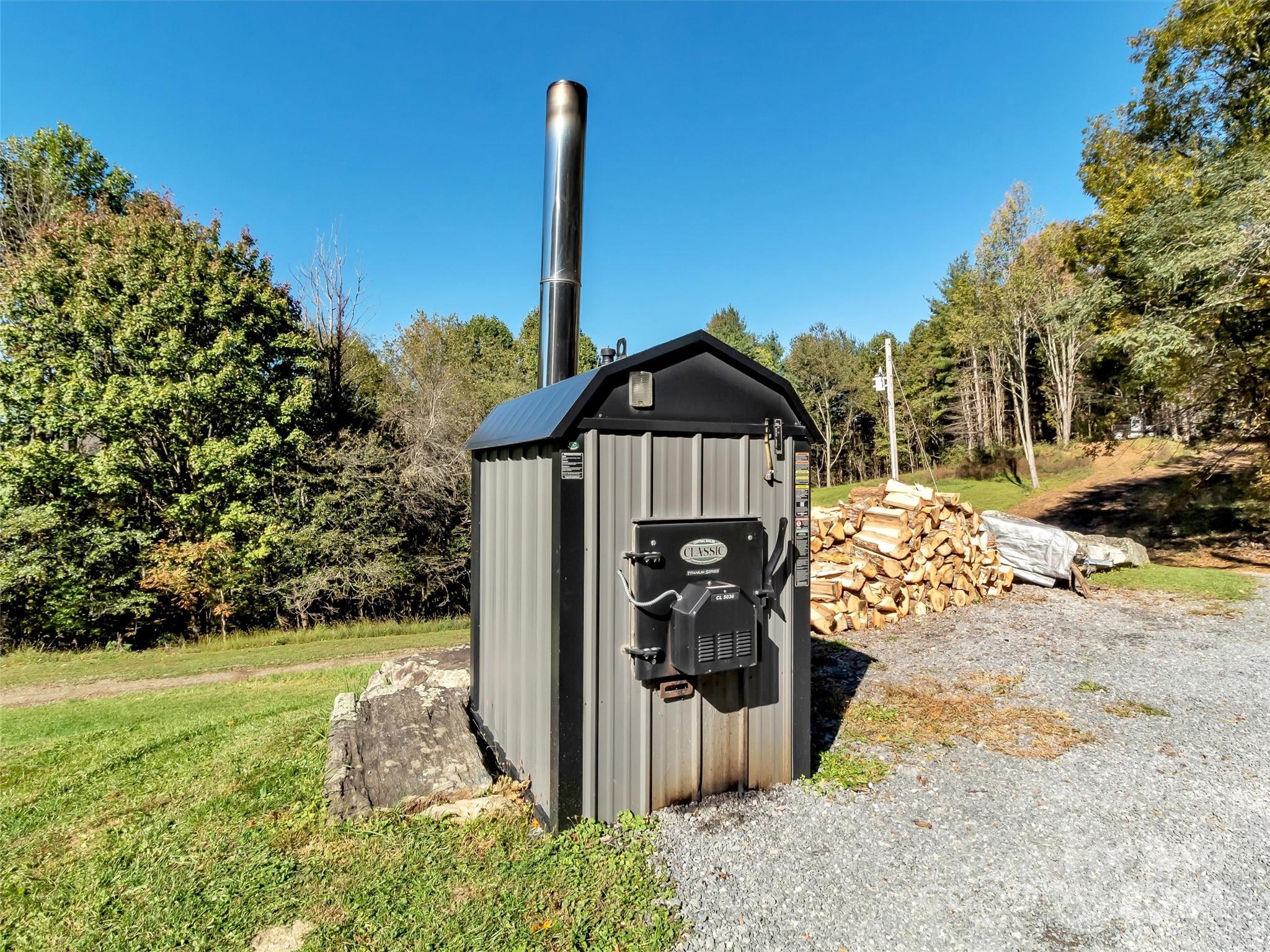 884 Mule Stomp Road Clyde, NC 28721 - Photo 34 of 47 Gallery Image 34