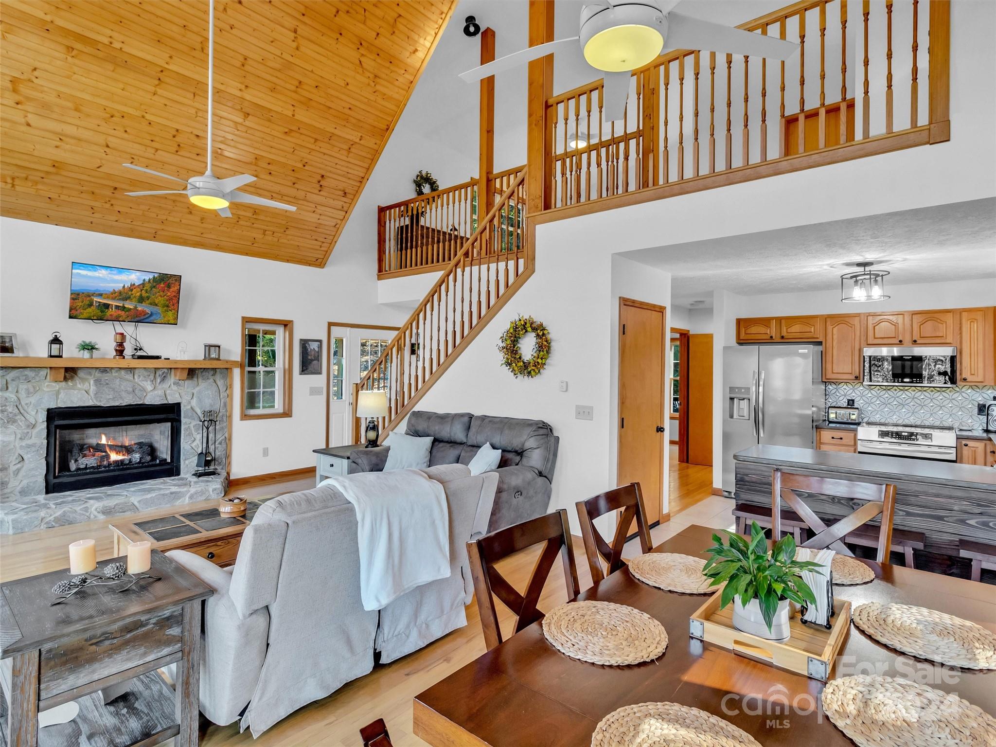 884 Mule Stomp Road Clyde, NC 28721 - Photo 10 of 47 Gallery Image 10