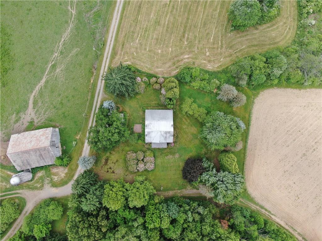 315 Country Lane Road Prospect, PA 16052 - Photo 6 of 25