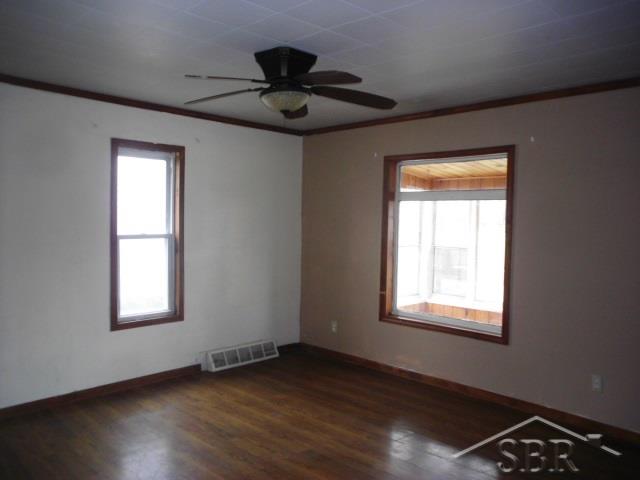 2003 7th Street Bay City, MI 48708 - Photo 9 of 13 31290208-8.JPG