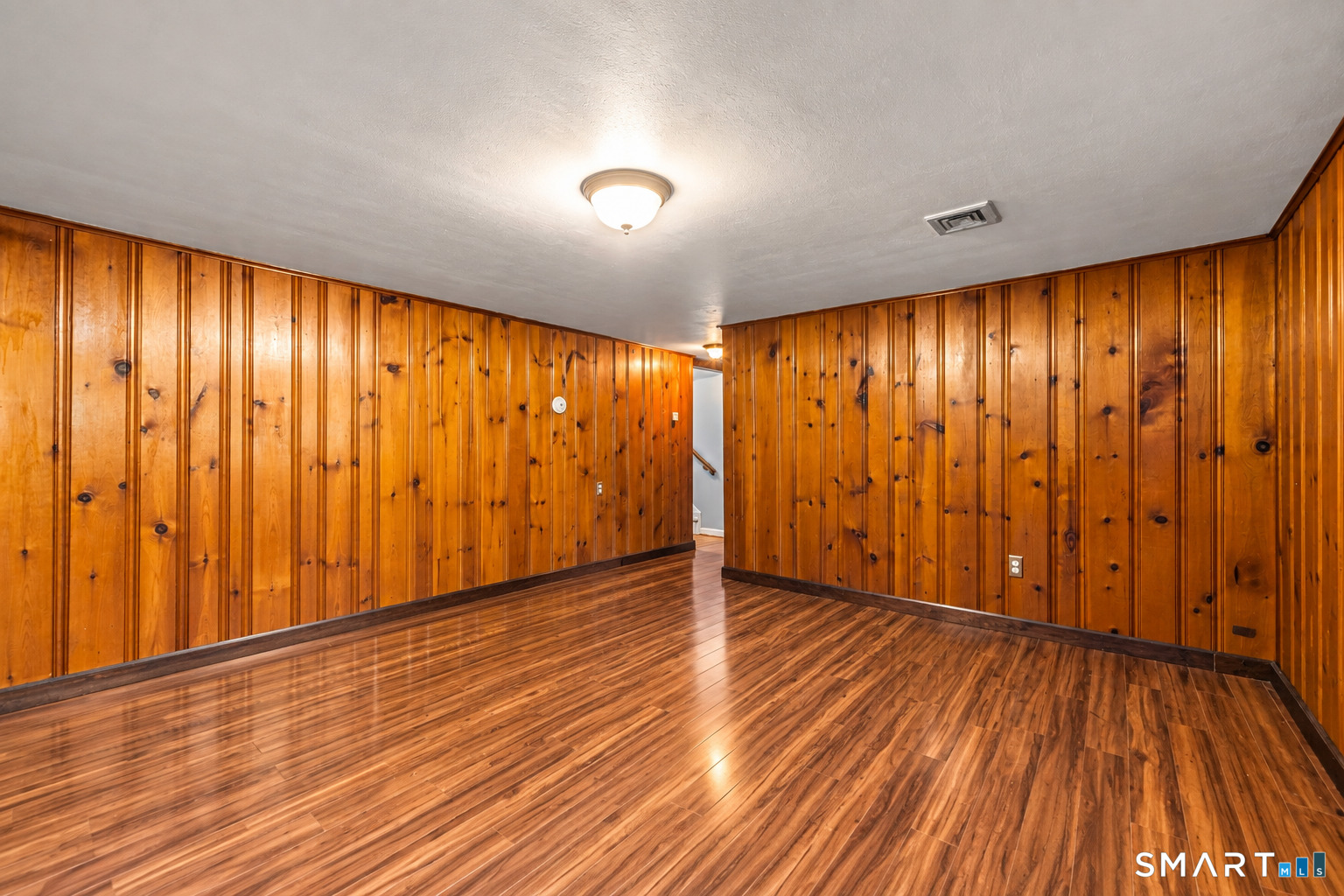 193 Rood Avenue Windsor, CT 06095 - Photo 19 of 35 Gallery Image 19