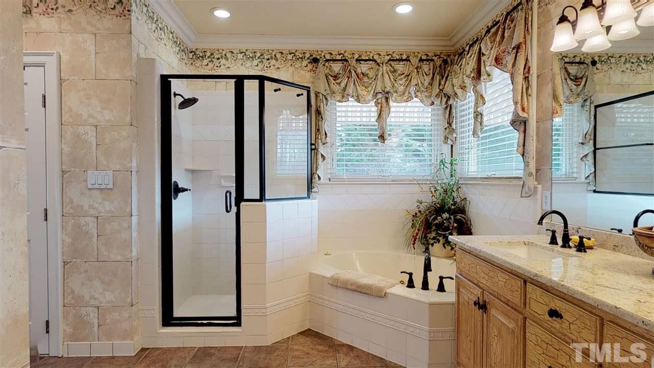 13609 Possum Track Road Raleigh, NC 27614 - Photo 13 of 30