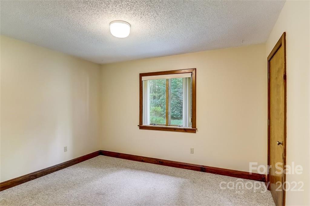 473 Emmas Grove Road Fletcher, NC 28732 - Photo 12 of 23 Gallery Image 12