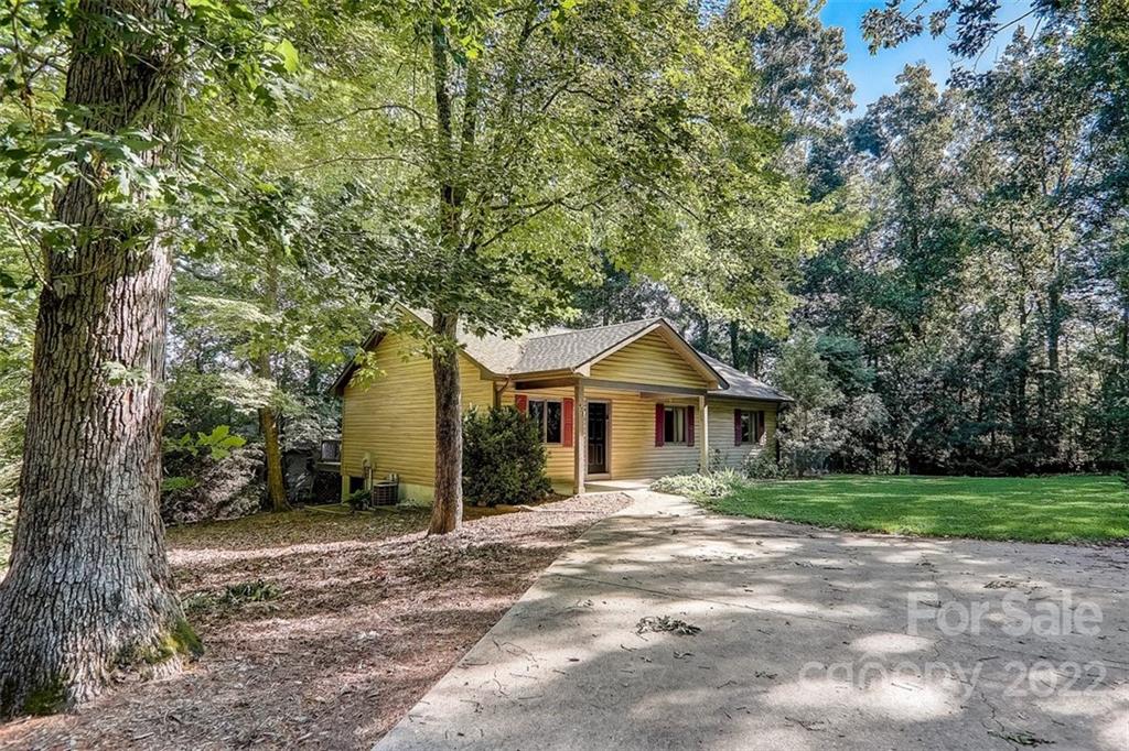 473 Emmas Grove Road Fletcher, NC 28732 - Photo 3 of 23 Gallery Image 3