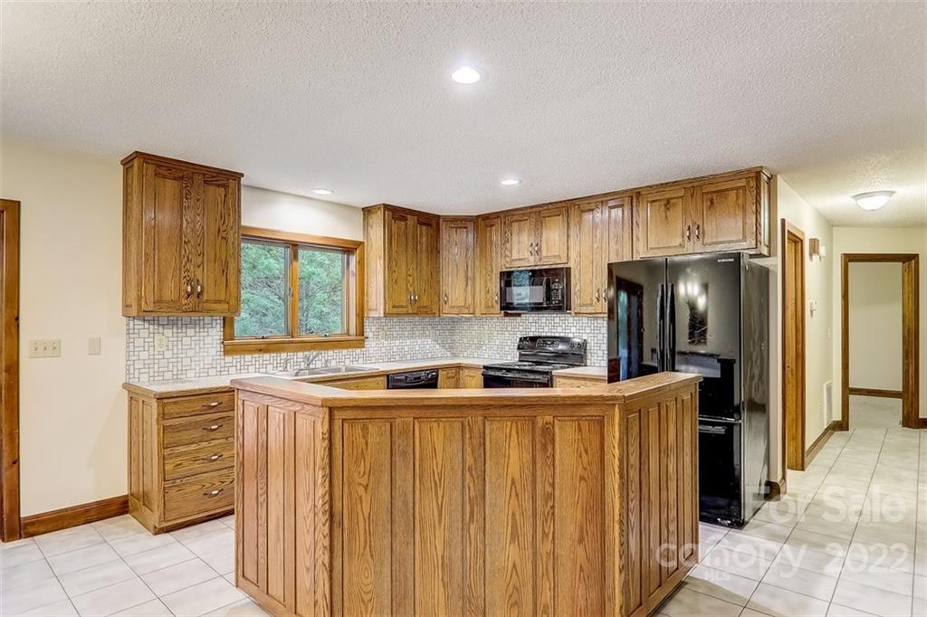 473 Emmas Grove Road Fletcher, NC 28732 - Photo 9 of 23 Gallery Image 9