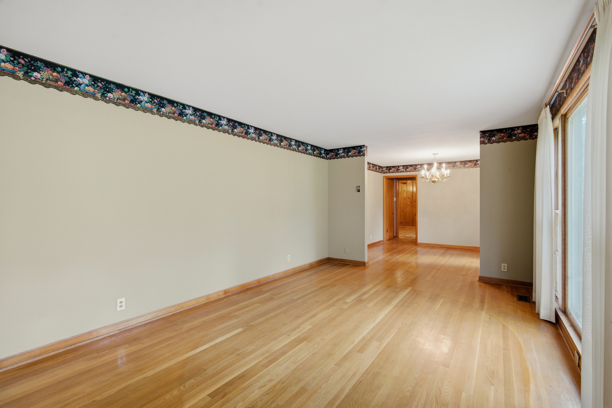 502 North Marthona Road Madison, TN 37115 - Photo 5 of 36