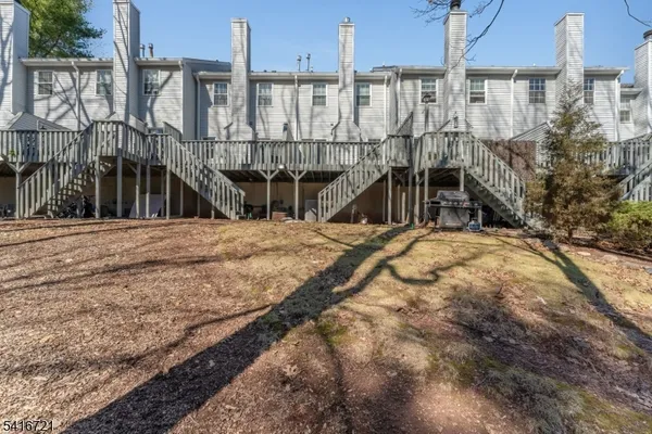 $399,000 | 107 Franklin Court, Flemington, NJ 08822