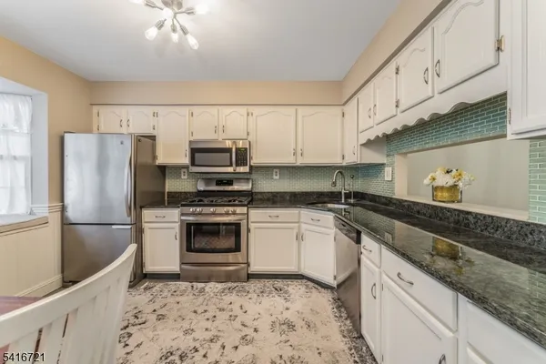 $399,000 | 107 Franklin Court, Flemington, NJ 08822