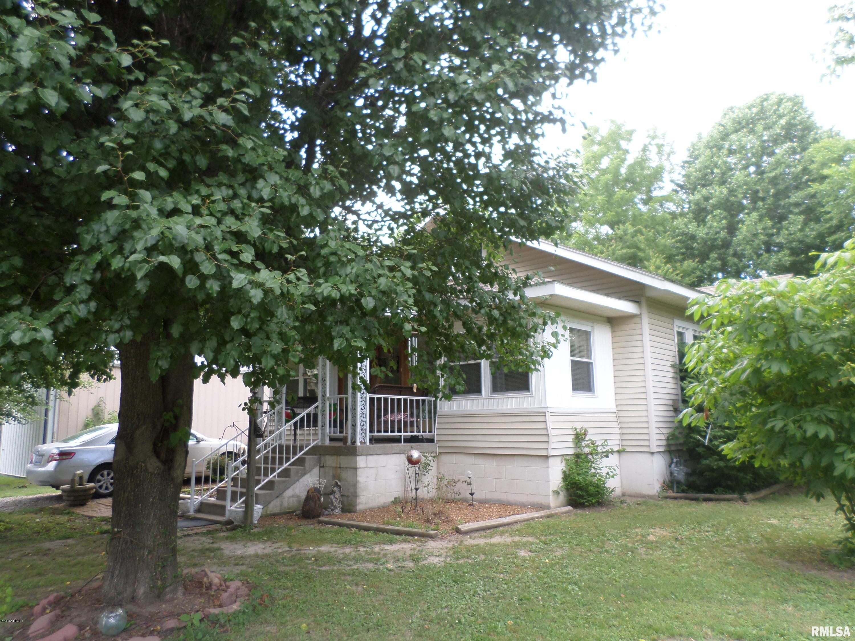 501 Patton Street Valier, IL 62891 - Photo 2 of 50 Gallery Image 2