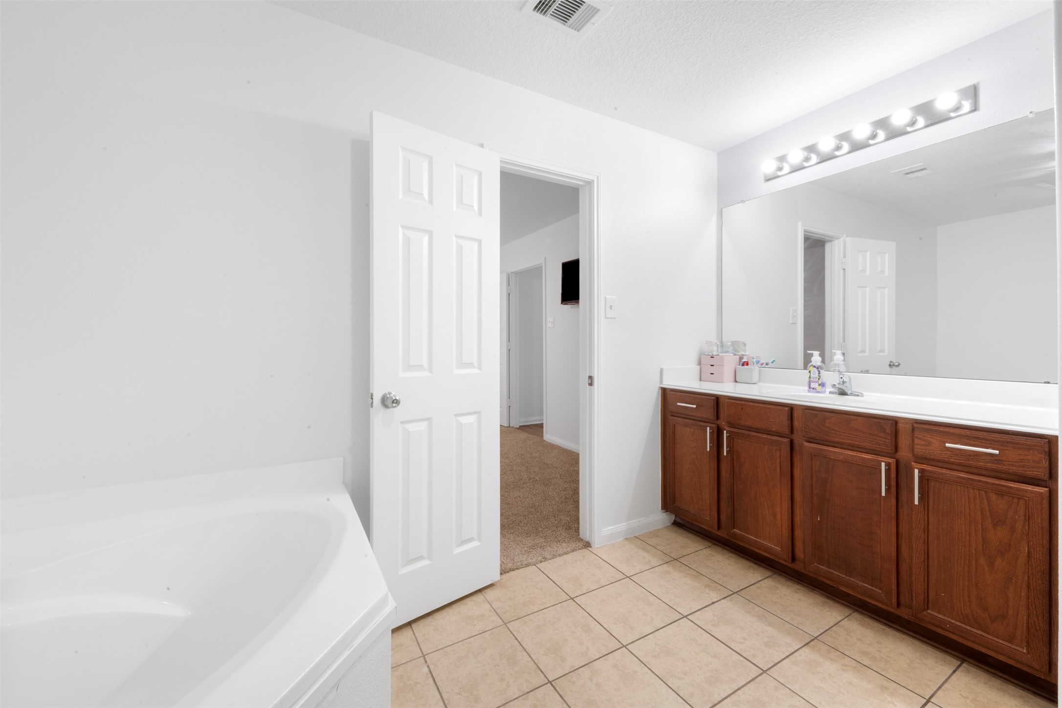 830 Paradise Road Baytown, TX 77521 - Photo 14 of 34