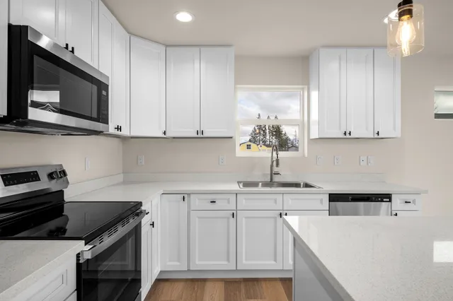 $439,995 | 522 South Stanley Street, Medical Lake, WA 99022