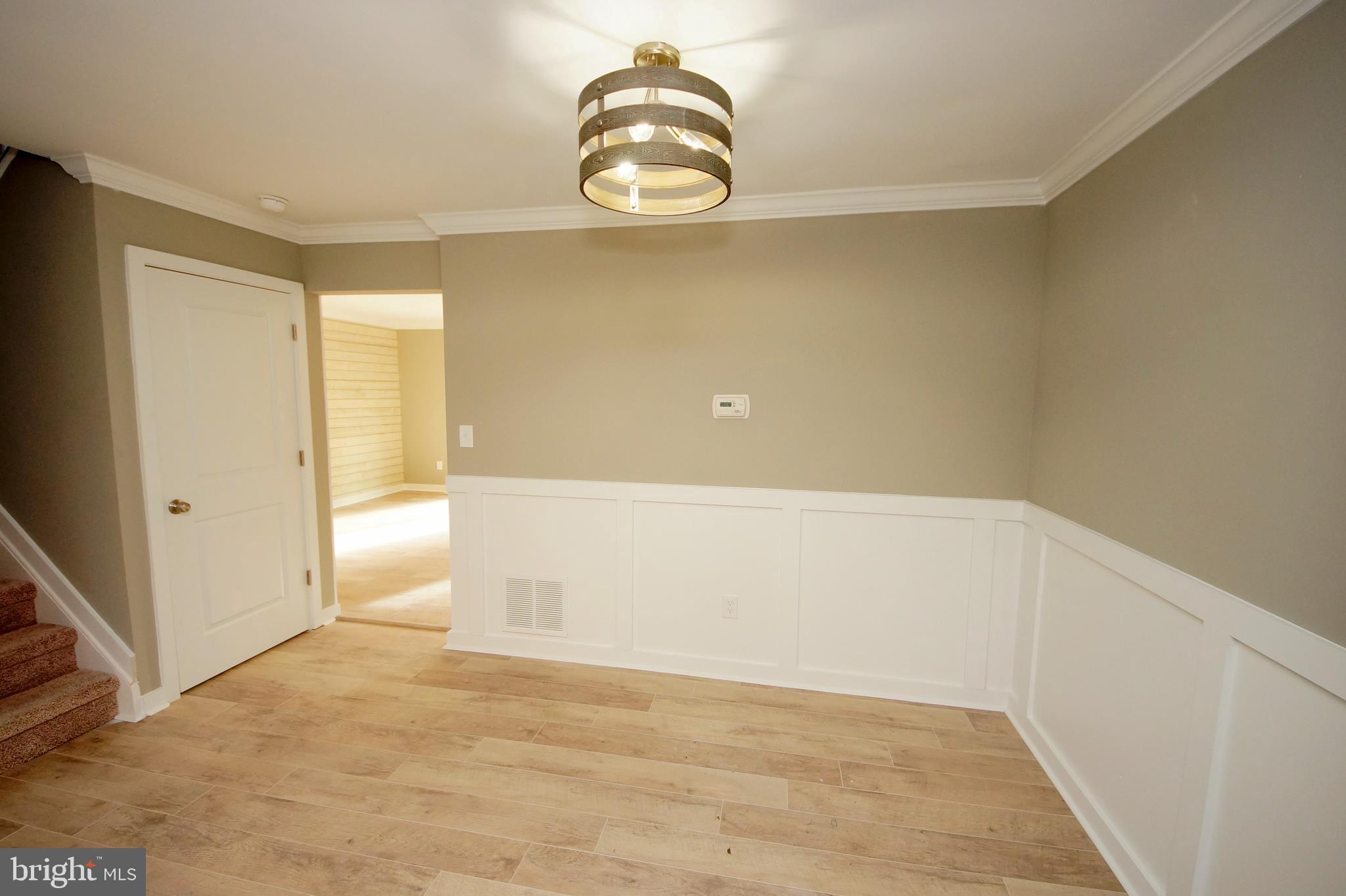 229 Probasco Road East Windsor, NJ 08520 - Photo 10 of 28