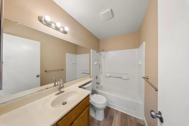 $300,000 | 2644 Parkway, Ceres, CA 95307