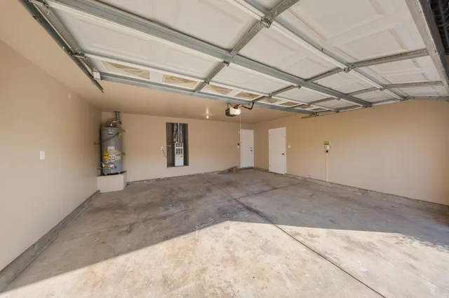 $300,000 | 2644 Parkway, Ceres, CA 95307