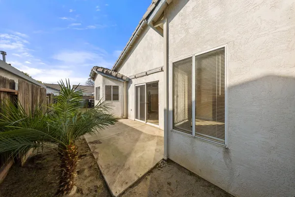 $300,000 | 2644 Parkway, Ceres, CA 95307
