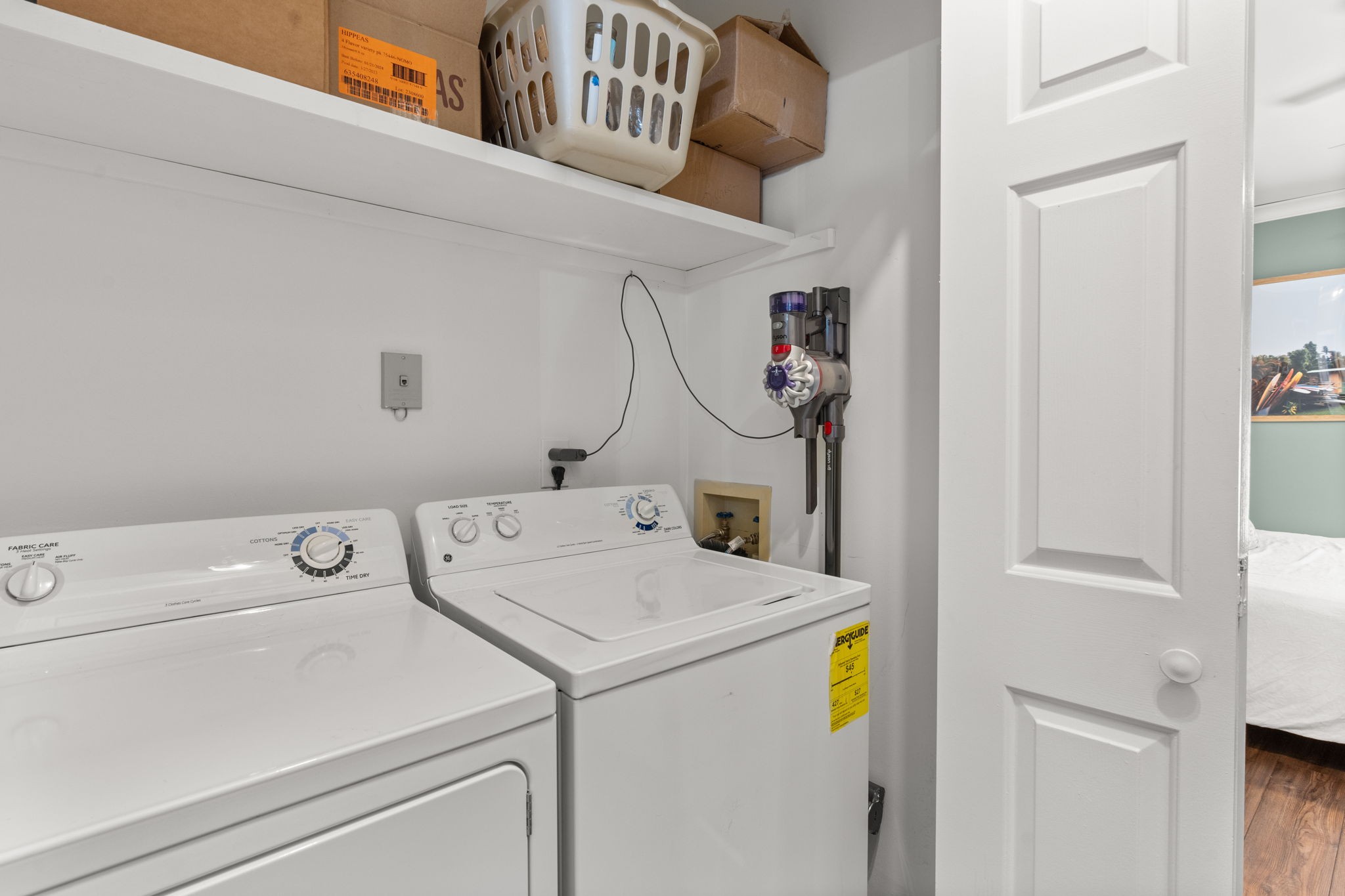 414 Sloan Road Nashville, TN 37209 - Photo 14 of 16 a utility room with dryer and washer