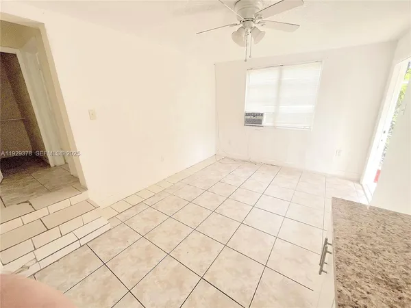 $1,700 | 236 East 14th Street, Unit B, Hialeah, FL 33010