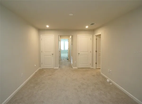 $2,300 | 25967 Woven Wicker Bend, Lutz, FL 33559