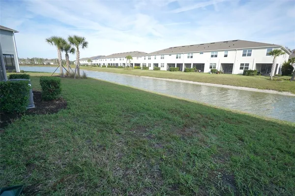 $2,300 | 25967 Woven Wicker Bend, Lutz, FL 33559