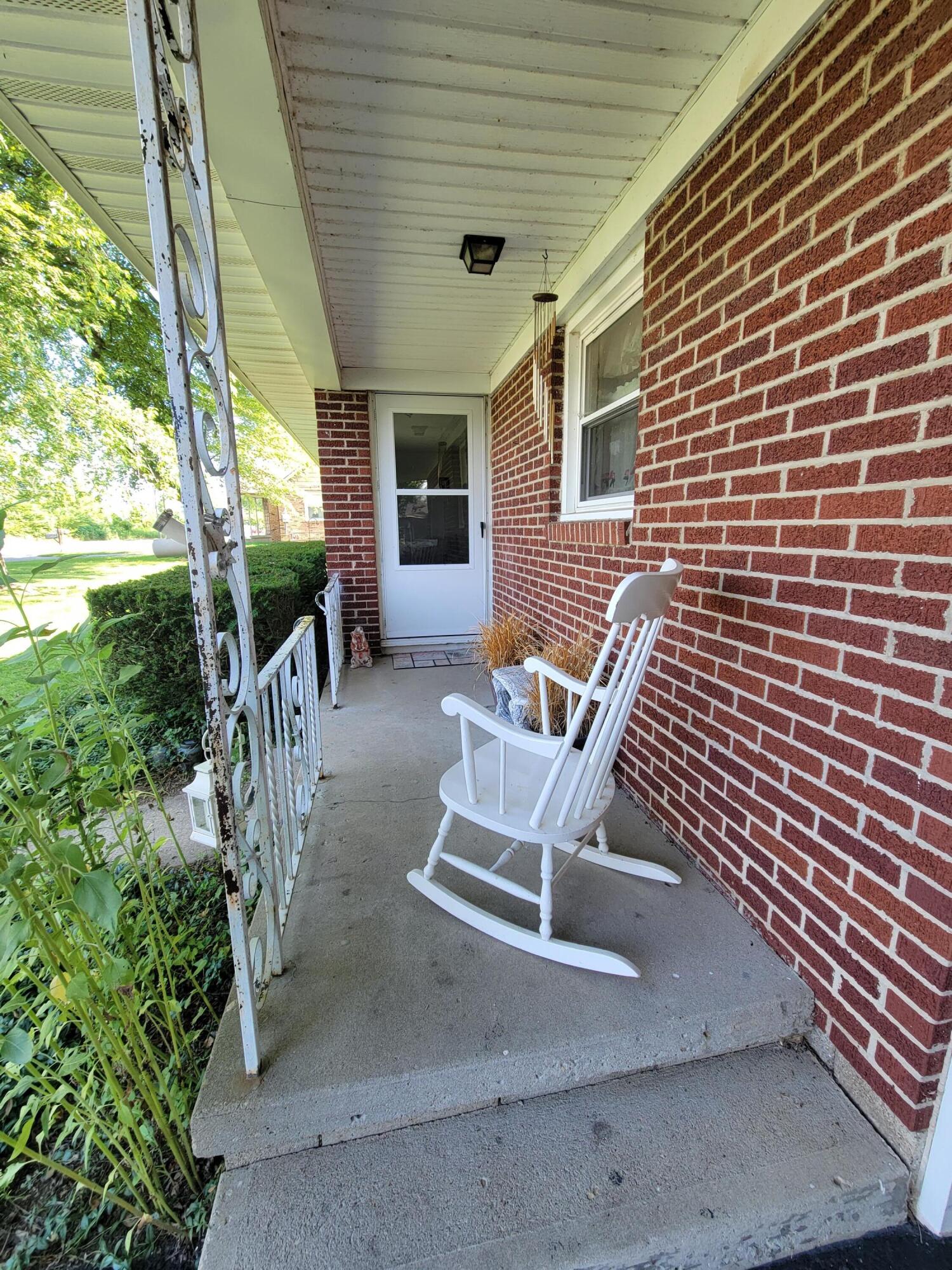 4492 Willow Dale Road Springfield, OH 45502 - Photo 7 of 16