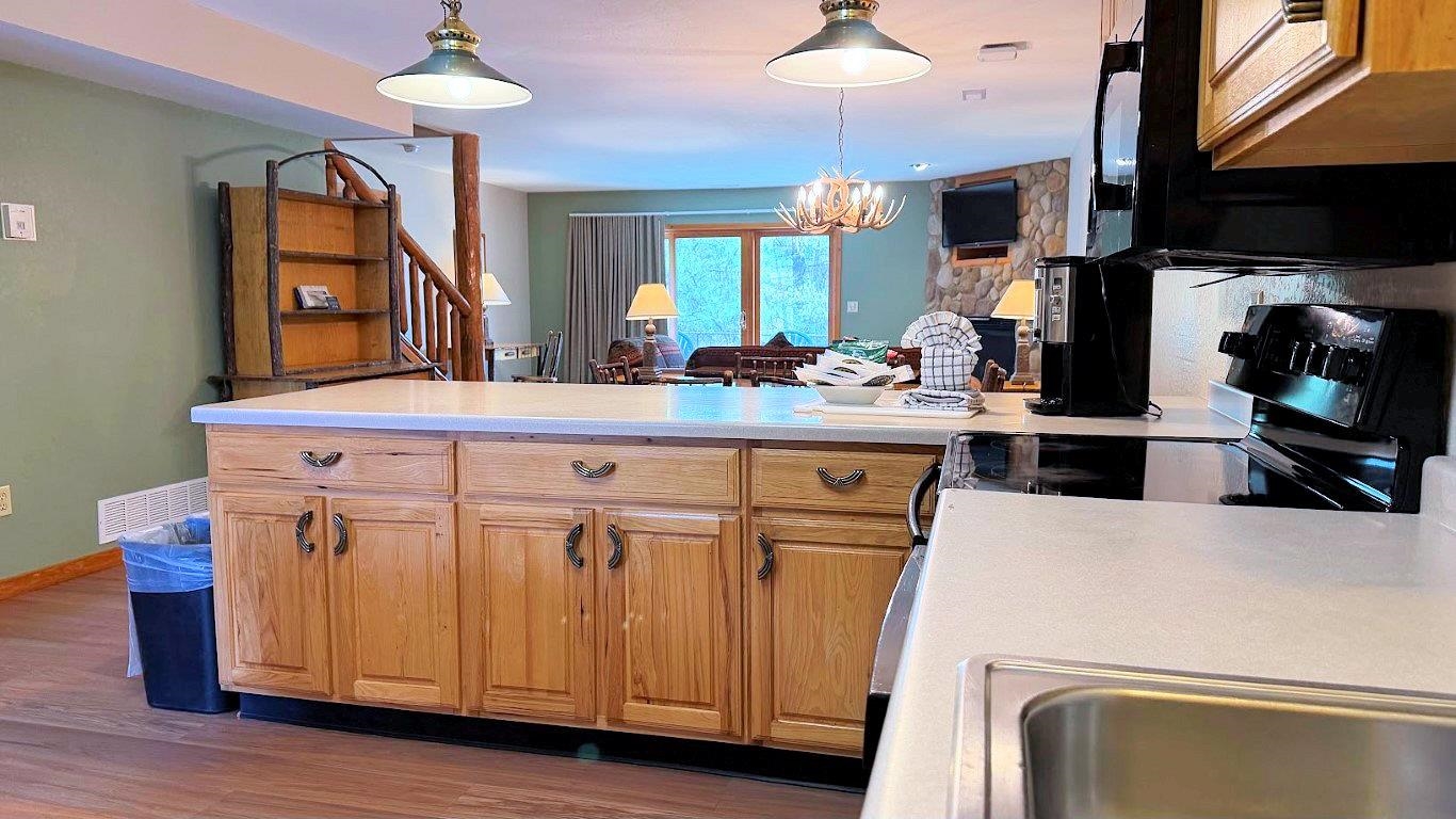 511 East Adams Street, Unit 101C Wisconsin Dells, WI 53965 - Photo 17 of 83