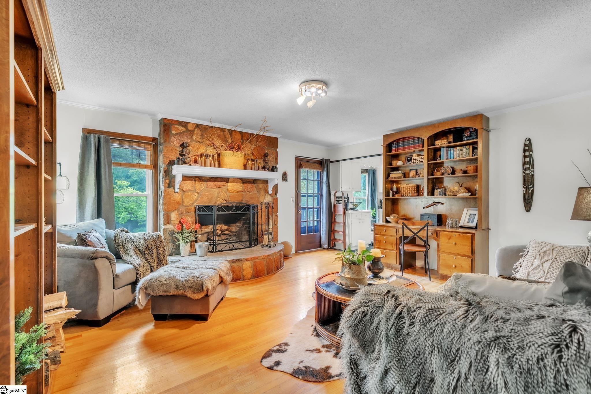 722 Lay Bridge Road Central, SC 29630 - Photo 8 of 30 Gallery Image 8