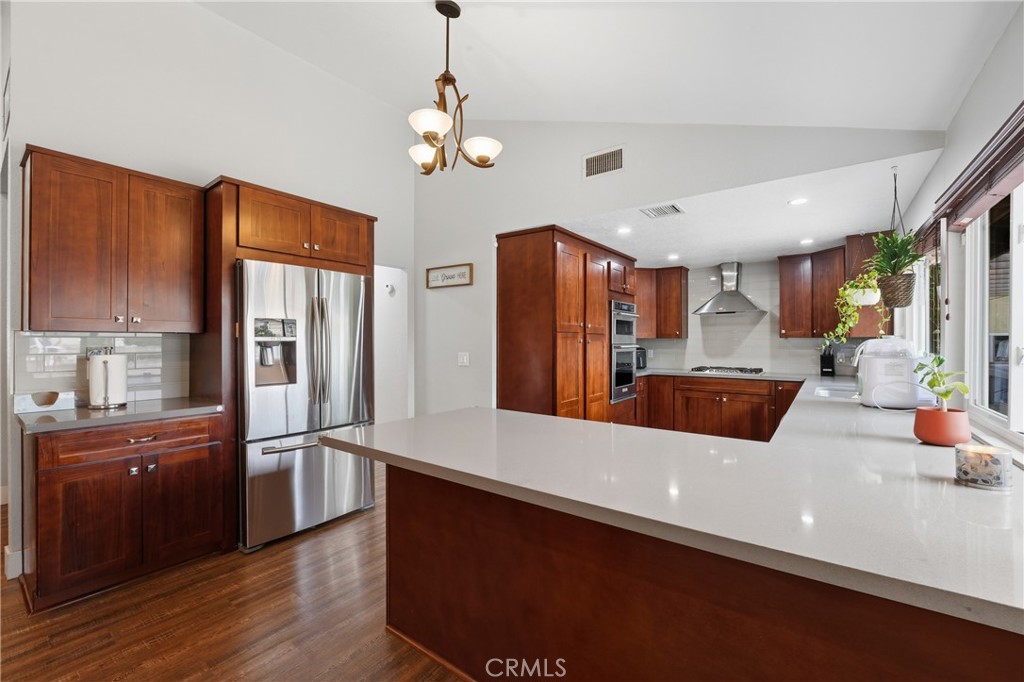 5892 North Sycamore Avenue Rialto, CA 92377 - Photo 14 of 34