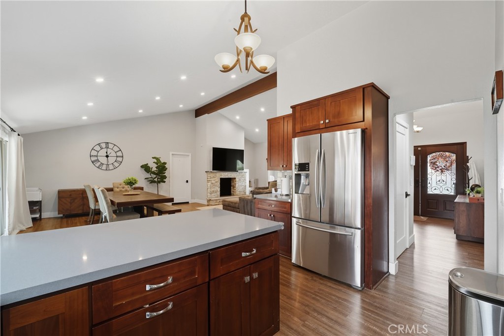 5892 North Sycamore Avenue Rialto, CA 92377 - Photo 15 of 34