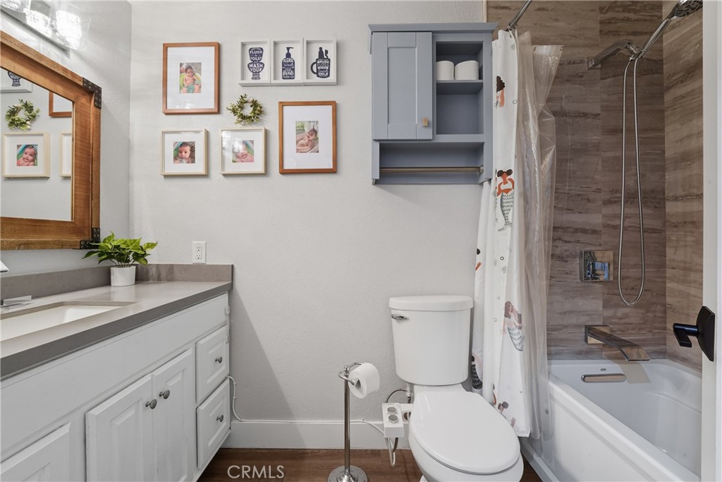 5892 North Sycamore Avenue Rialto, CA 92377 - Photo 19 of 34