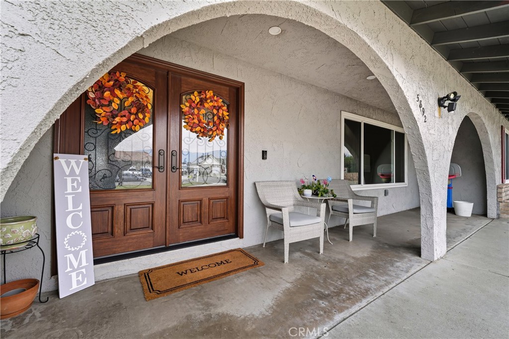 5892 North Sycamore Avenue Rialto, CA 92377 - Photo 5 of 34