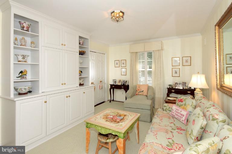 5103 Sangamore Road Bethesda, MD 20816 - Photo 6 of 25 Bedroom 4/Den