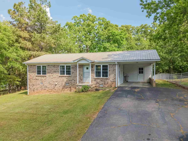 $144,000 | 131 Hideaway Square, Selmer, TN 38375