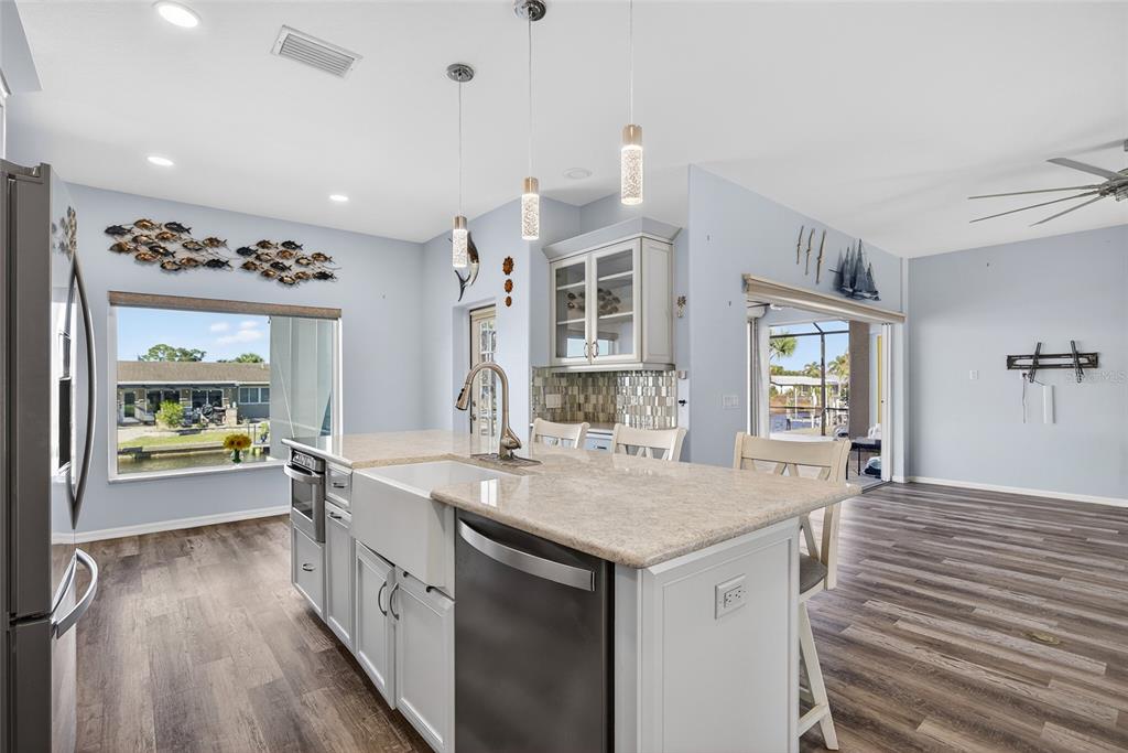 2911 Riverside Drive Punta Gorda, FL 33950 - Photo 11 of 37