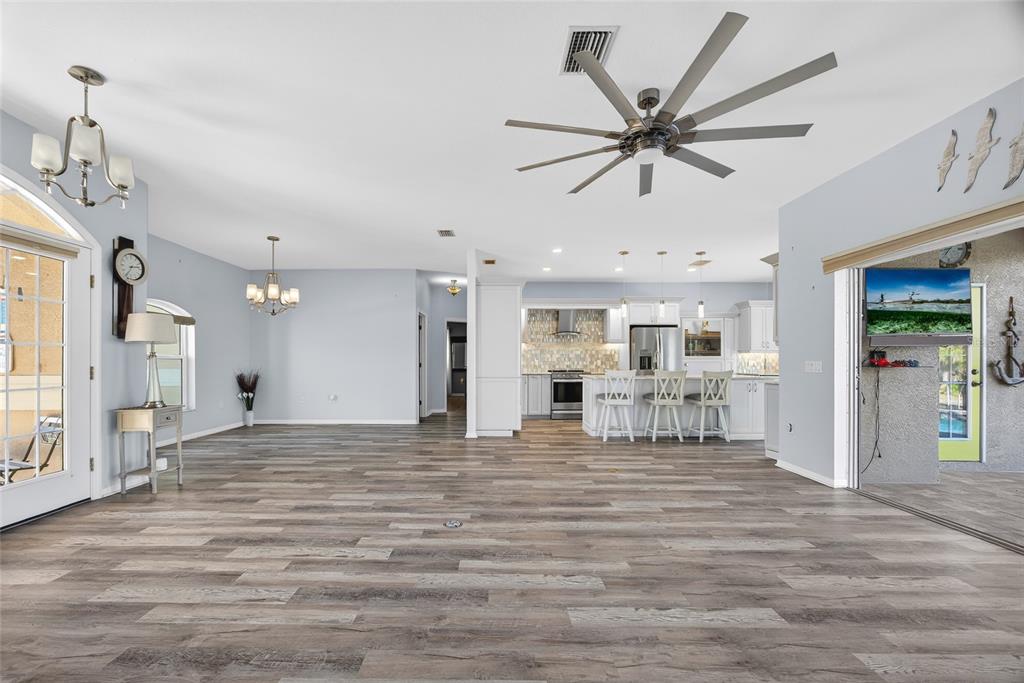 2911 Riverside Drive Punta Gorda, FL 33950 - Photo 7 of 37