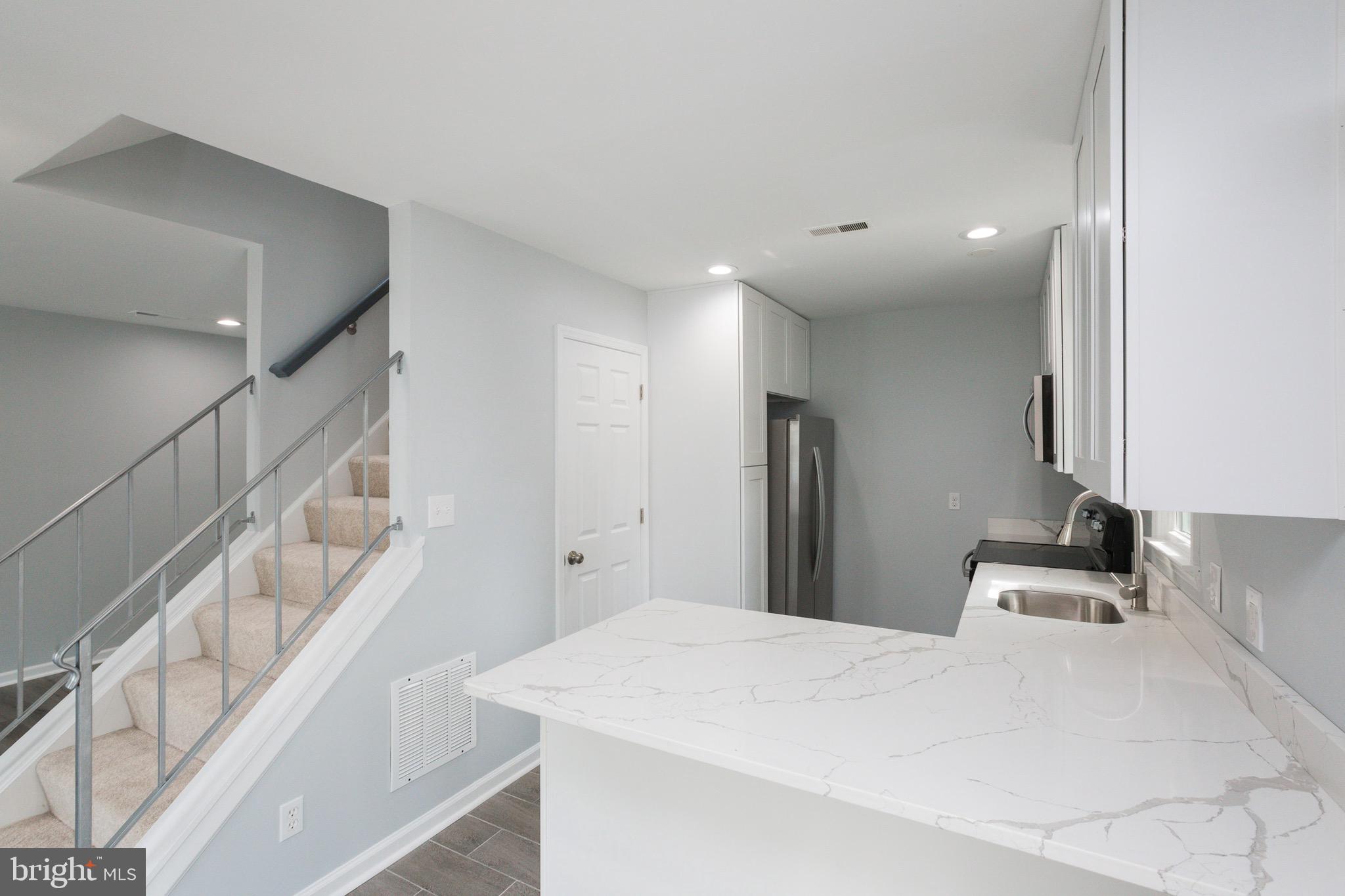 6024 Sunset Ridge Court Centreville, VA 20121 - Photo 18 of 20 Gallery Image 18