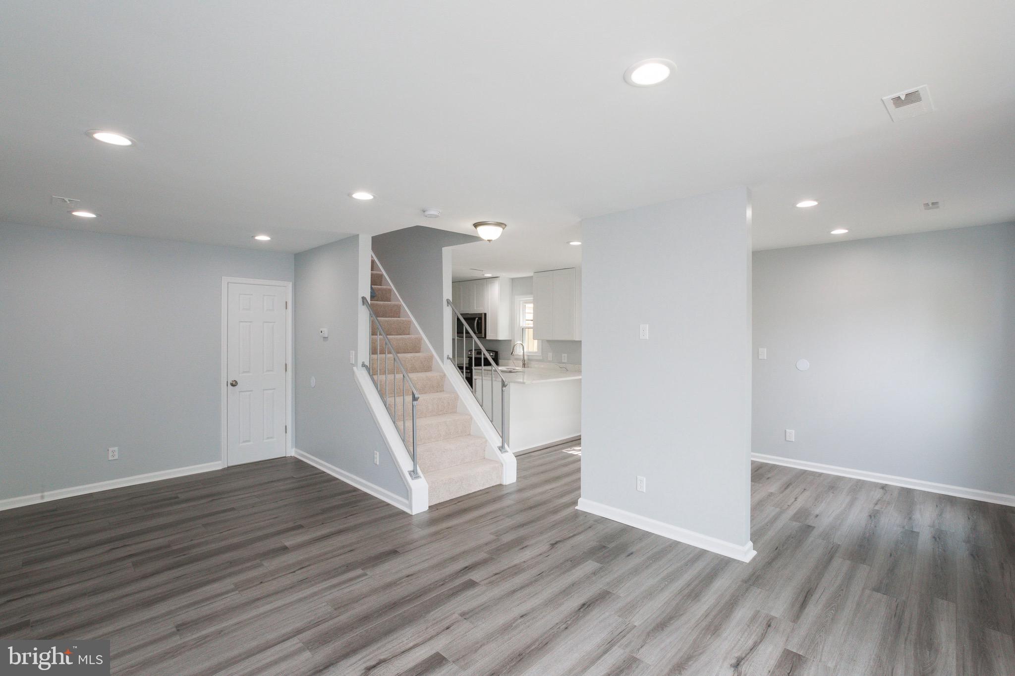 6024 Sunset Ridge Court Centreville, VA 20121 - Photo 8 of 20 Gallery Image 8