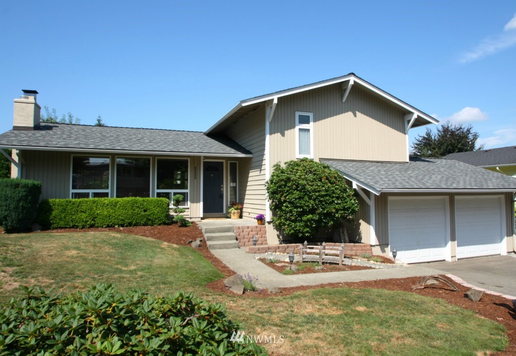 4222 Northeast 19th Street Renton, WA 98059 - Photo 1 of 1
