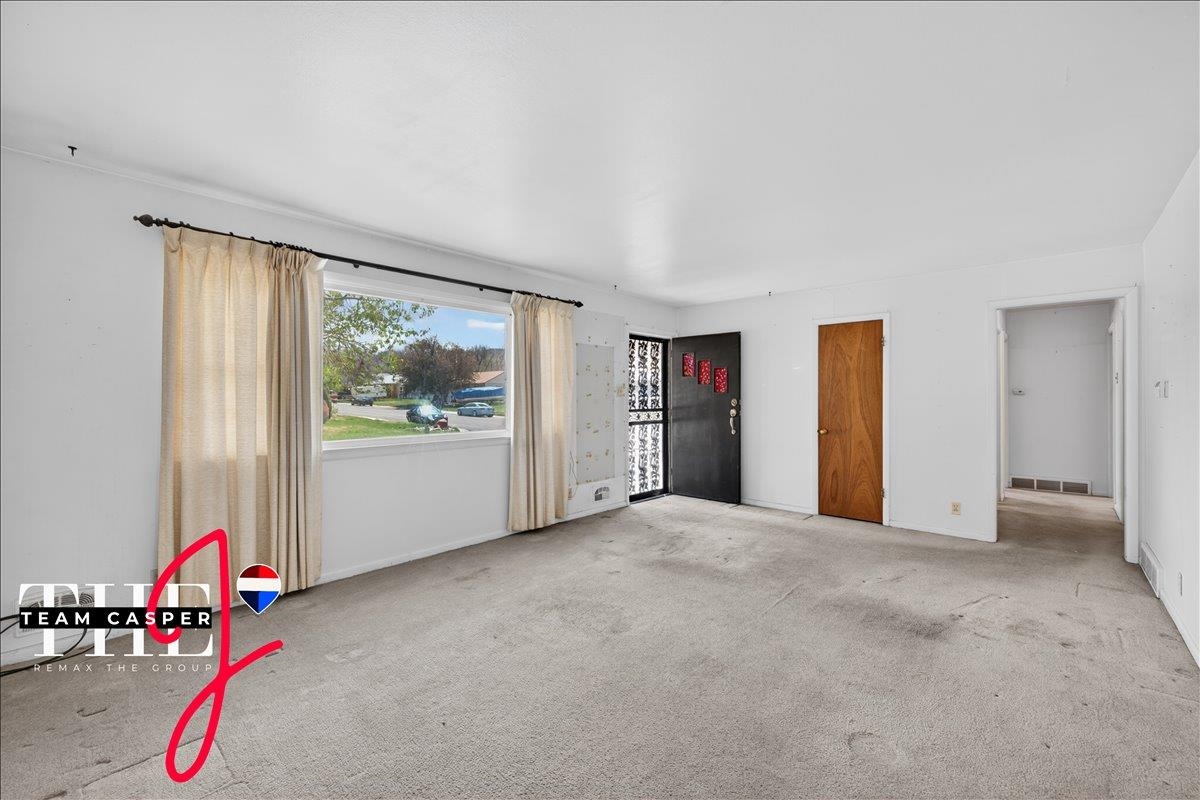 1938 South Boxelder Street Casper, WY 82604 - Photo 12 of 49