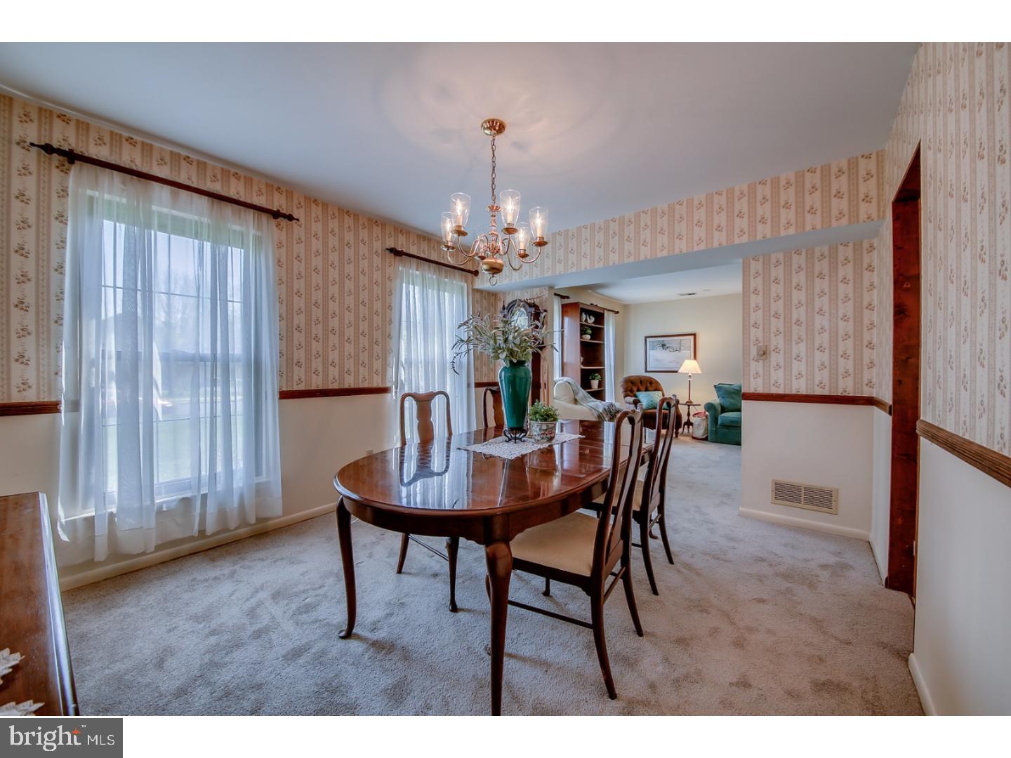 590 Lamplighter Road Horsham, PA 19044 - Photo 11 of 25 Dining Room