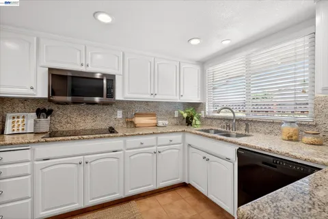 $1,100,000 | 446 Pismo Court, Livermore, CA 94550