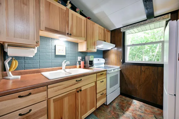 $189,500 | 28671 Chalet Road, Danbury, WI 54830