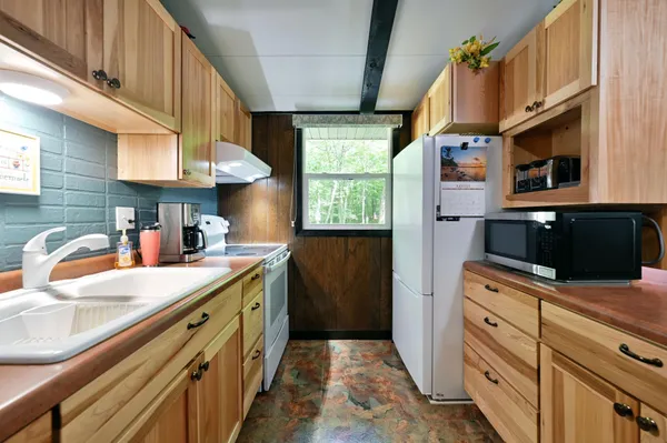 $189,500 | 28671 Chalet Road, Danbury, WI 54830