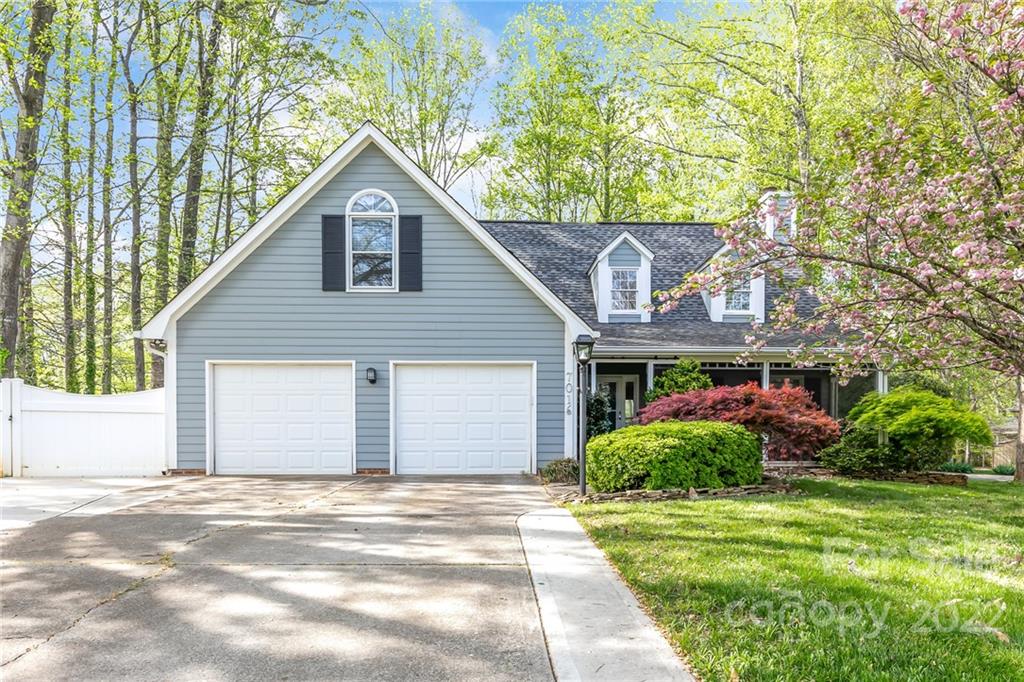 7016 Rothmore View Court Charlotte, NC 28215 - Photo 1 of 31 Gallery Image 1