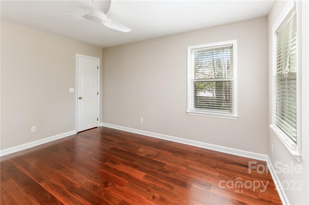 7016 Rothmore View Court Charlotte, NC 28215 - Photo 22 of 31 Gallery Image 22