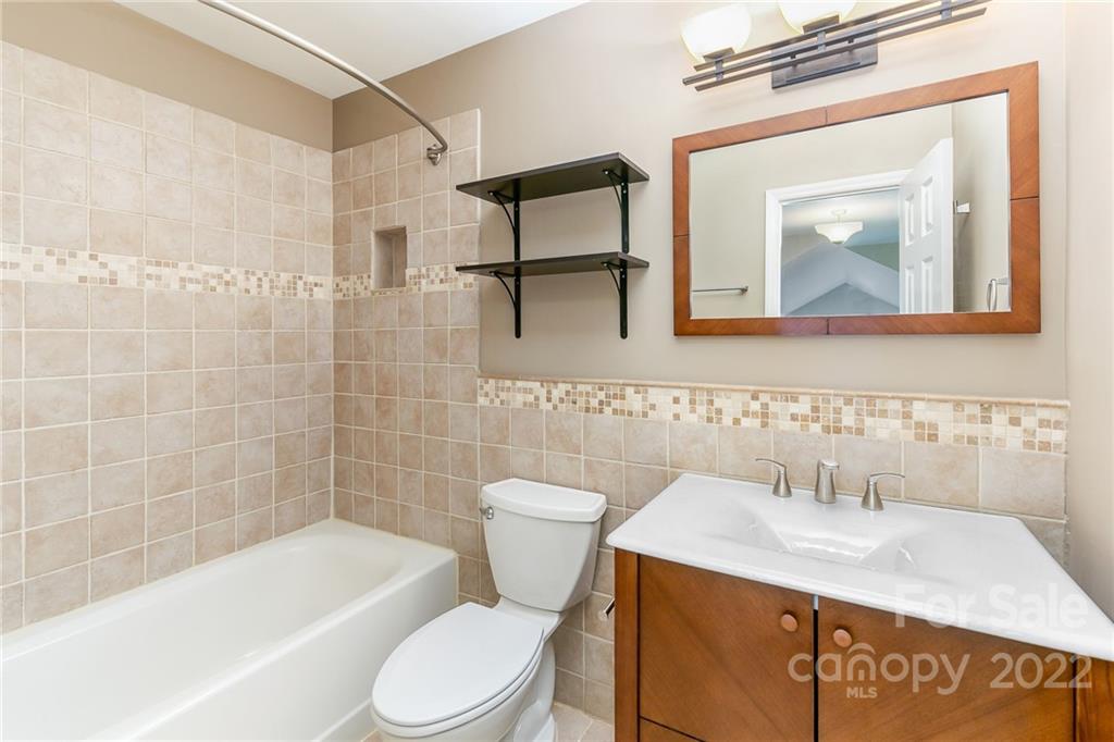 7016 Rothmore View Court Charlotte, NC 28215 - Photo 23 of 31 Gallery Image 23