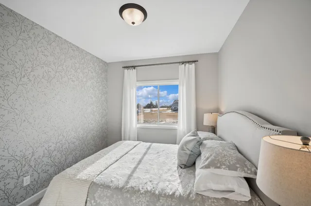 $499,900 | 1419 Woods Road Northeast, Isanti, MN 55040